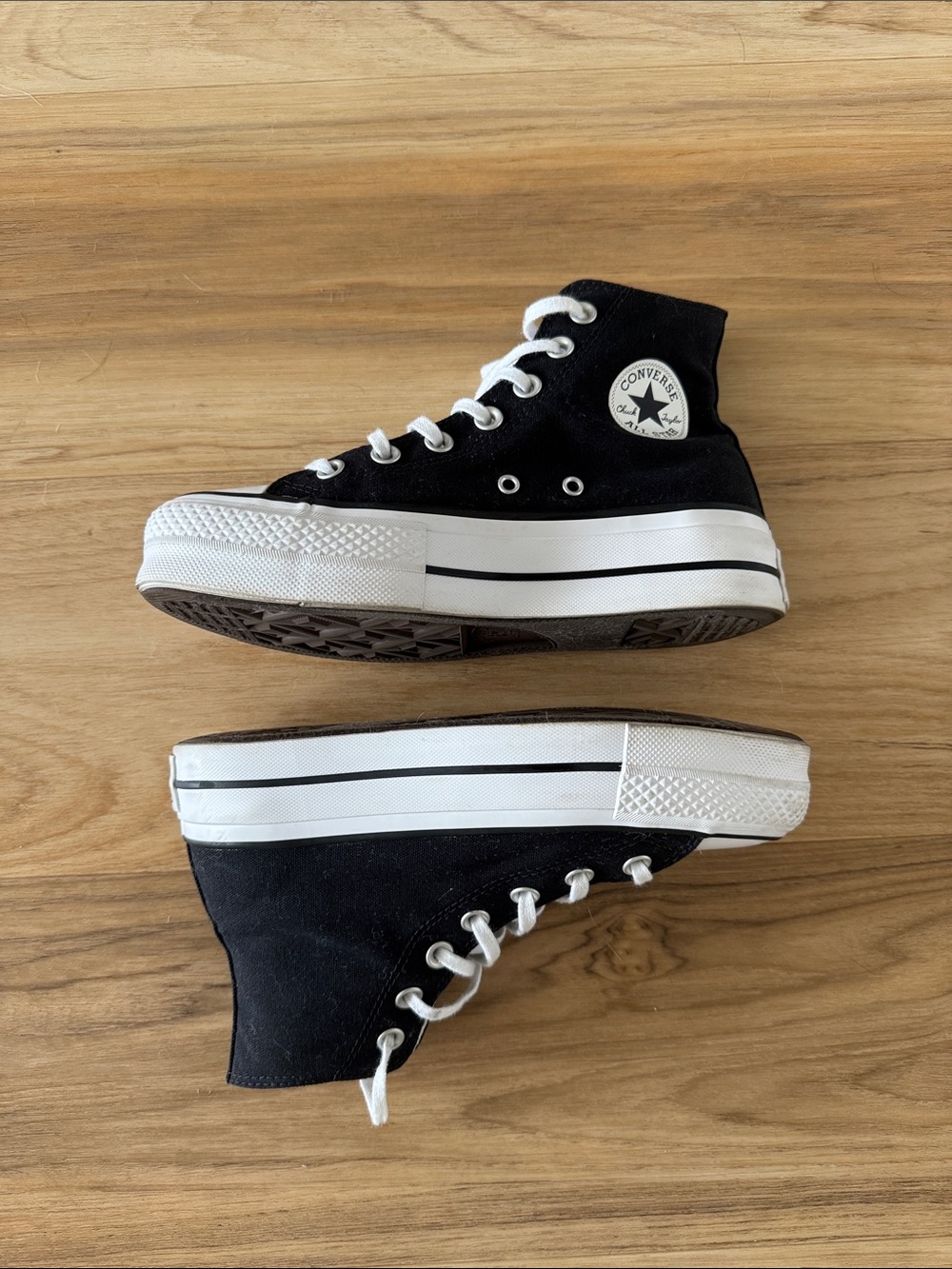 Converse | Chuck Taylor All Star Lift Hi Sneaker (Size 6)